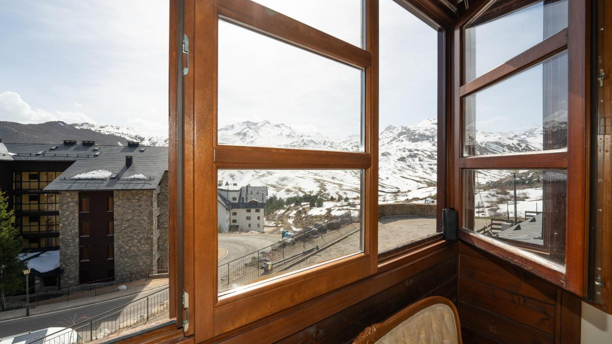 Apartamentos Formigal Exterior photo